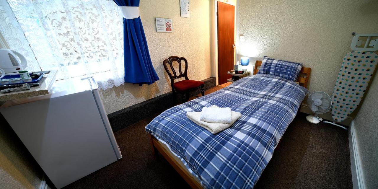 Lynmoore Guest House بلاكبول المظهر الخارجي الصورة